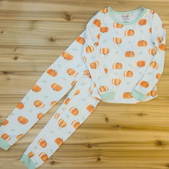 Jessica Simpson Pumpkin Pajama Set Girls size 8 - Picture 3 of 12